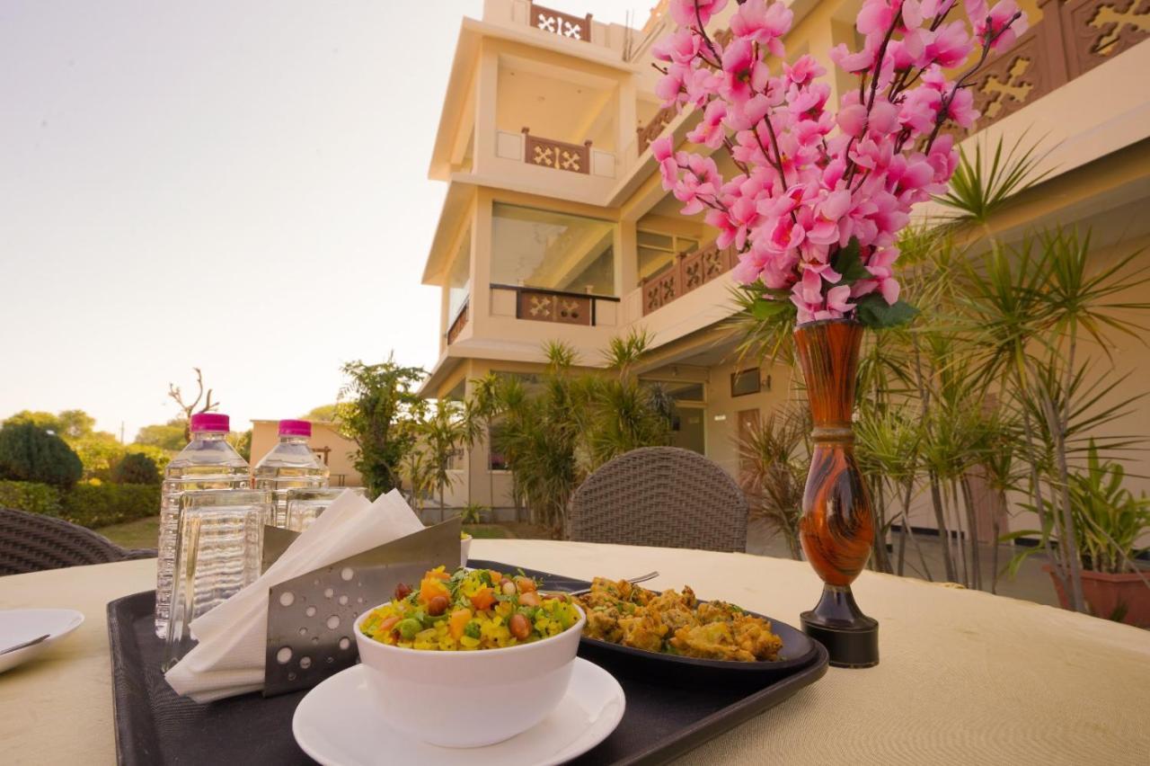 ג'איפור Royal Ocean Resort מראה חיצוני תמונה